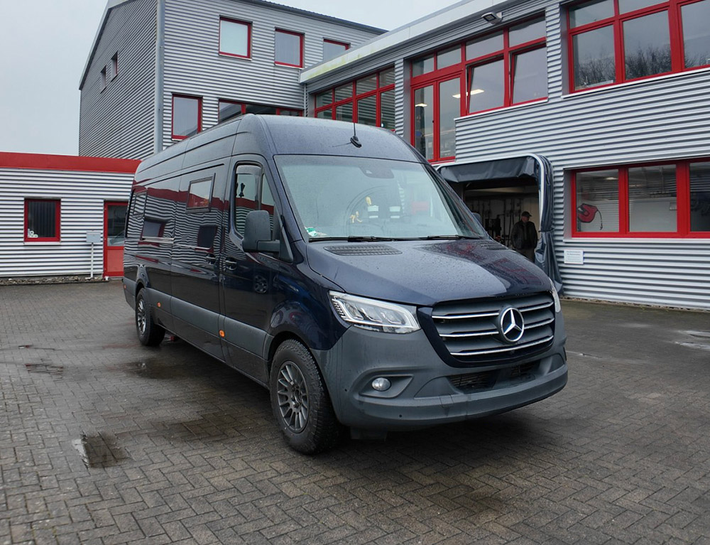 Mercedes Sprinter Kastenwagen Fahrzeug